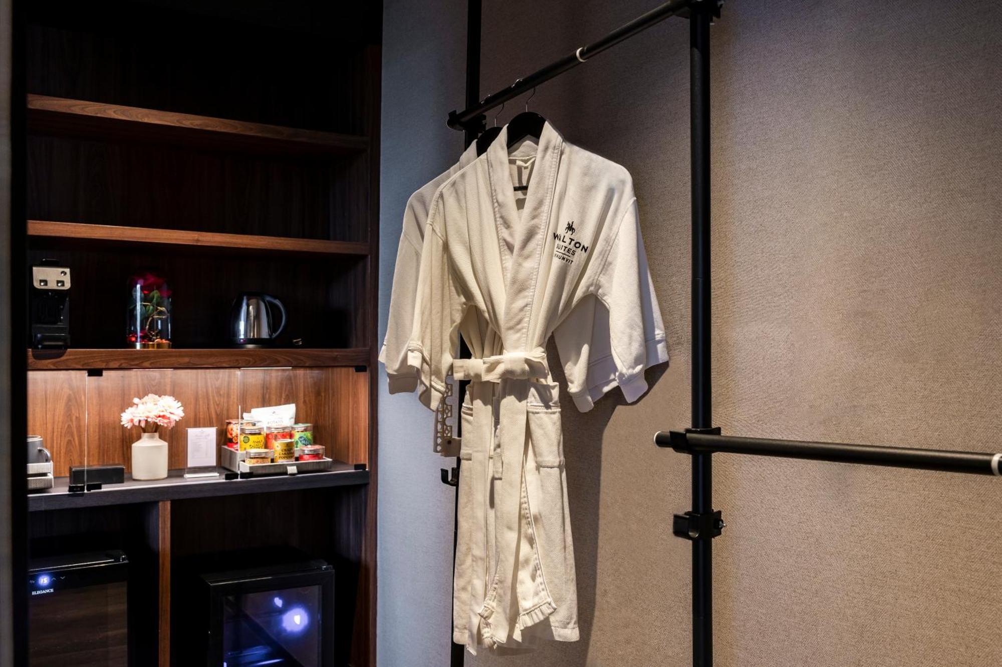 Walton Suites Sukhumvit Bangkok Dış mekan fotoğraf